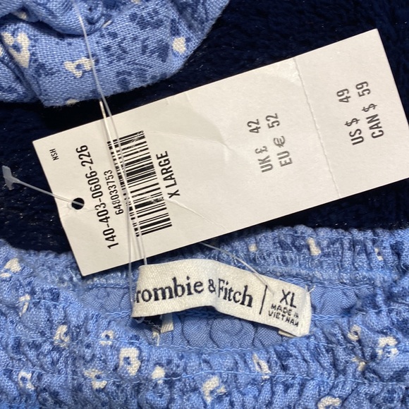 Abercrombie smocked top with ponytail - Picture 2 of 6